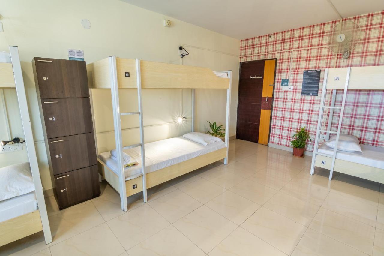 Offbeat Ccu Pansiyon Kalküta Dış mekan fotoğraf