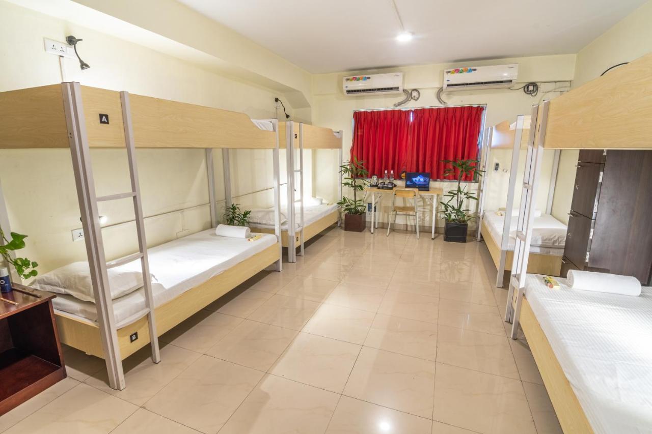Offbeat Ccu Pansiyon Kalküta Dış mekan fotoğraf